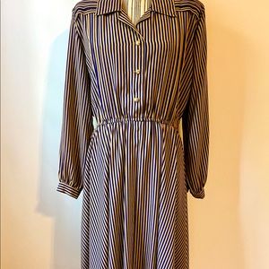 Vintage long sleeve tan and navy midi dress